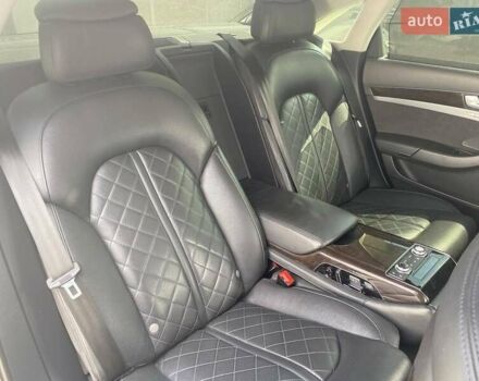 Чорний Ауді A8, об'ємом двигуна 2.97 л та пробігом 260 тис. км за 25000 $, фото 24 на Automoto.ua