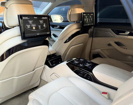 Черный Ауди А8, объемом двигателя 6.3 л и пробегом 358 тыс. км за 14800 $, фото 13 на Automoto.ua