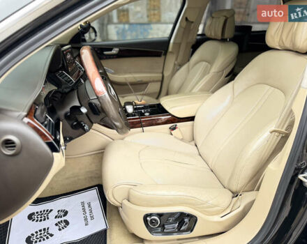 Черный Ауди А8, объемом двигателя 4.2 л и пробегом 300 тыс. км за 18500 $, фото 27 на Automoto.ua