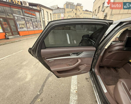 Черный Ауди А8, объемом двигателя 4.16 л и пробегом 246 тыс. км за 17500 $, фото 21 на Automoto.ua