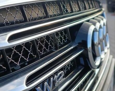 Черный Ауди А8, объемом двигателя 6.3 л и пробегом 260 тыс. км за 20000 $, фото 5 на Automoto.ua