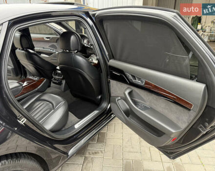 Чорний Ауді A8, об'ємом двигуна 3 л та пробігом 204 тис. км за 17500 $, фото 30 на Automoto.ua