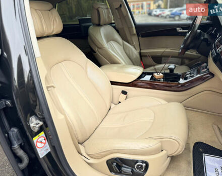 Черный Ауди А8, объемом двигателя 4.2 л и пробегом 300 тыс. км за 18500 $, фото 30 на Automoto.ua