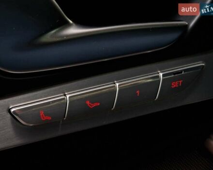 Черный Ауди А8, объемом двигателя 4 л и пробегом 156 тыс. км за 23490 $, фото 58 на Automoto.ua