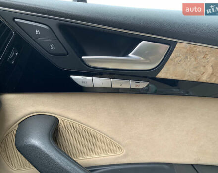 Черный Ауди А8, объемом двигателя 2.97 л и пробегом 361 тыс. км за 19200 $, фото 33 на Automoto.ua