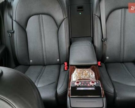 Черный Ауди А8, объемом двигателя 3 л и пробегом 289 тыс. км за 21400 $, фото 36 на Automoto.ua