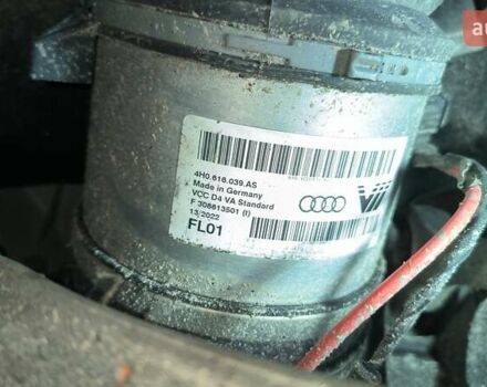 Черный Ауди А8, объемом двигателя 3 л и пробегом 289 тыс. км за 21400 $, фото 68 на Automoto.ua