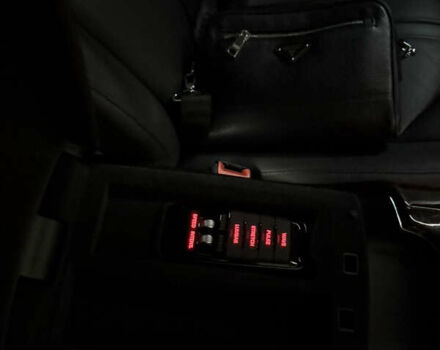 Черный Ауди А8, объемом двигателя 4 л и пробегом 240 тыс. км за 26000 $, фото 14 на Automoto.ua