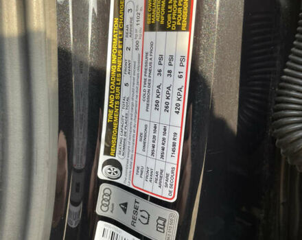 Чорний Ауді A8, об'ємом двигуна 3 л та пробігом 194 тис. км за 19800 $, фото 39 на Automoto.ua