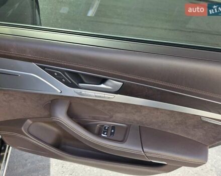 Черный Ауди А8, объемом двигателя 3.99 л и пробегом 155 тыс. км за 25500 $, фото 23 на Automoto.ua