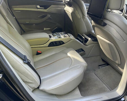 Черный Ауди А8, объемом двигателя 3.99 л и пробегом 145 тыс. км за 28000 $, фото 4 на Automoto.ua