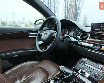 Черный Ауди А8, объемом двигателя 3 л и пробегом 213 тыс. км за 16990 $, фото 1 на Automoto.ua