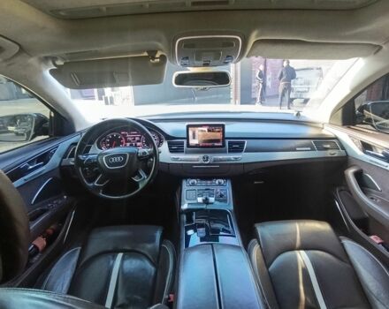 Черный Ауди А8, объемом двигателя 6 л и пробегом 260 тыс. км за 20000 $, фото 5 на Automoto.ua