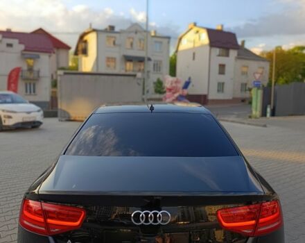 Черный Ауди А8, объемом двигателя 6 л и пробегом 260 тыс. км за 20000 $, фото 4 на Automoto.ua