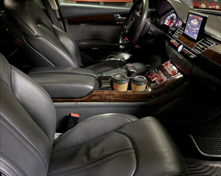 Черный Ауди А8, объемом двигателя 4 л и пробегом 240 тыс. км за 26000 $, фото 10 на Automoto.ua