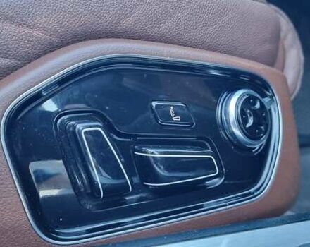 Ауді A8 2014 у Кривому Розі на Automoto.ua Чорний Ауді A8, об'ємом двигуна 3 л та пробігом 245 тис. км за 19000 $, фото 42 на Automoto.ua