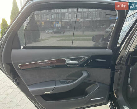 Чорний Ауді A8, об'ємом двигуна 3.99 л та пробігом 56 тис. км за 40000 $, фото 66 на Automoto.ua