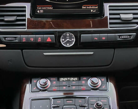 Чорний Ауді A8, об'ємом двигуна 3.99 л та пробігом 56 тис. км за 40000 $, фото 84 на Automoto.ua