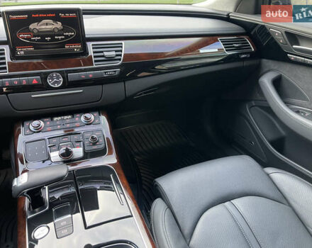 Чорний Ауді A8, об'ємом двигуна 3.99 л та пробігом 56 тис. км за 40000 $, фото 87 на Automoto.ua