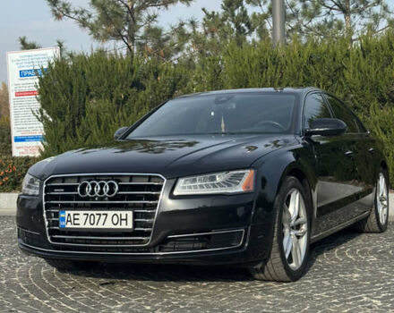 Черный Ауди А8, объемом двигателя 3.99 л и пробегом 181 тыс. км за 30000 $, фото 1 на Automoto.ua