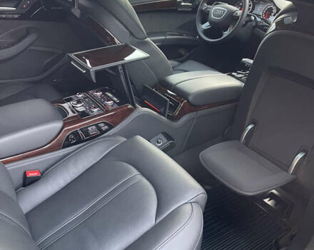 Чорний Ауді A8, об'ємом двигуна 3.99 л та пробігом 56 тис. км за 40000 $, фото 94 на Automoto.ua