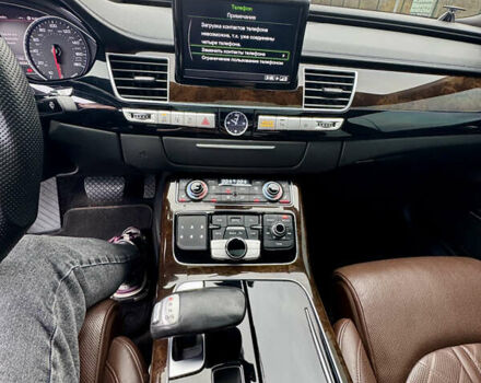 Черный Ауди А8, объемом двигателя 3.99 л и пробегом 256 тыс. км за 25500 $, фото 12 на Automoto.ua