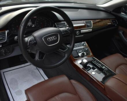 Черный Ауди А8, объемом двигателя 4 л и пробегом 87 тыс. км за 6500 $, фото 6 на Automoto.ua