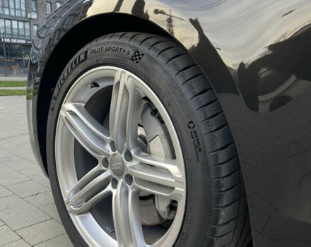 Чорний Ауді A8, об'ємом двигуна 3.99 л та пробігом 56 тис. км за 40000 $, фото 17 на Automoto.ua