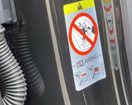 Чорний Ауді A8, об'ємом двигуна 3.99 л та пробігом 56 тис. км за 40000 $, фото 37 на Automoto.ua