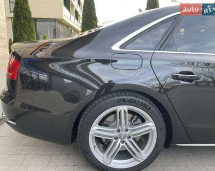 Чорний Ауді A8, об'ємом двигуна 3.99 л та пробігом 56 тис. км за 40000 $, фото 19 на Automoto.ua