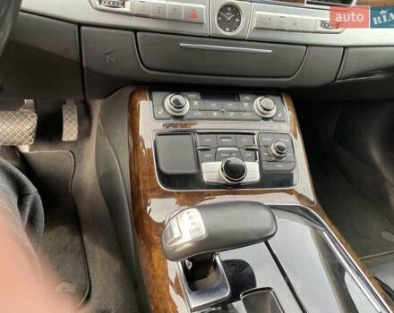 Черный Ауди А8, объемом двигателя 3 л и пробегом 203 тыс. км за 18000 $, фото 3 на Automoto.ua