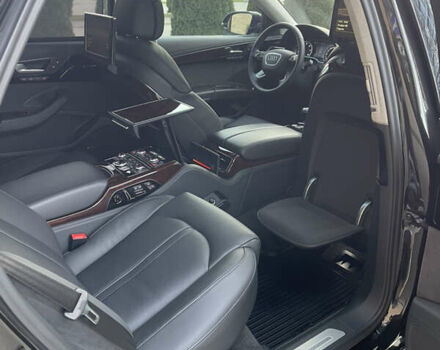 Чорний Ауді A8, об'ємом двигуна 3.99 л та пробігом 56 тис. км за 40000 $, фото 96 на Automoto.ua