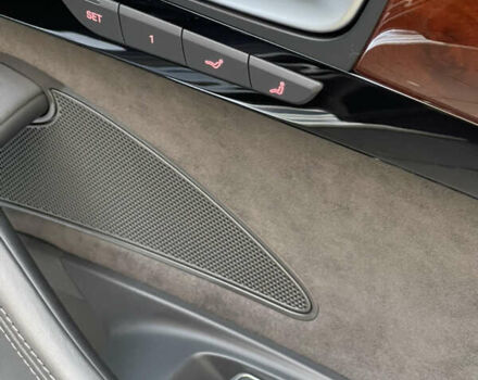 Чорний Ауді A8, об'ємом двигуна 3.99 л та пробігом 56 тис. км за 40000 $, фото 98 на Automoto.ua