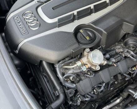 Чорний Ауді A8, об'ємом двигуна 3.99 л та пробігом 56 тис. км за 40000 $, фото 23 на Automoto.ua