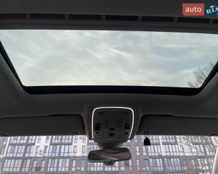 Чорний Ауді A8, об'ємом двигуна 3.99 л та пробігом 56 тис. км за 40000 $, фото 88 на Automoto.ua