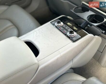 Чорний Ауді A8, об'ємом двигуна 4.13 л та пробігом 263 тис. км за 33500 $, фото 50 на Automoto.ua