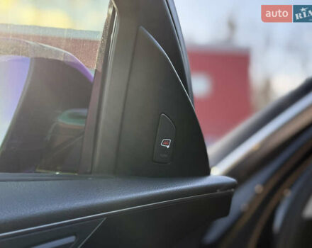 Черный Ауди А8, объемом двигателя 3.99 л и пробегом 174 тыс. км за 30000 $, фото 18 на Automoto.ua