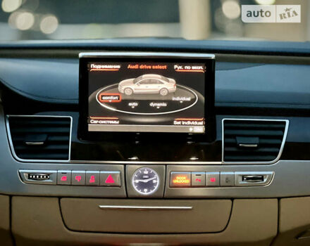 Черный Ауди А8, объемом двигателя 3.99 л и пробегом 163 тыс. км за 165000 $, фото 52 на Automoto.ua