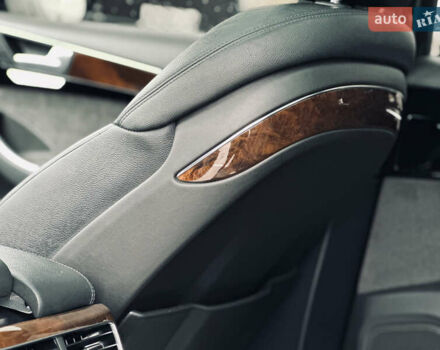 Чорний Ауді A8, об'ємом двигуна 3 л та пробігом 274 тис. км за 18700 $, фото 23 на Automoto.ua