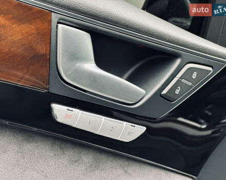 Чорний Ауді A8, об'ємом двигуна 3 л та пробігом 274 тис. км за 18700 $, фото 33 на Automoto.ua