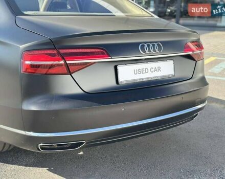 Чорний Ауді A8, об'ємом двигуна 4.13 л та пробігом 263 тис. км за 33500 $, фото 13 на Automoto.ua