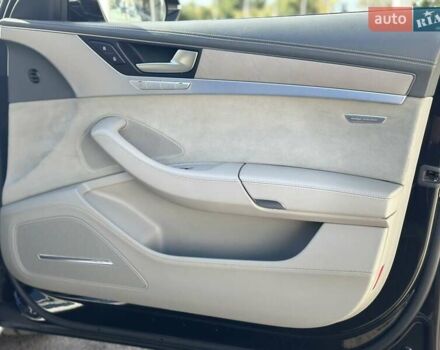 Чорний Ауді A8, об'ємом двигуна 4.13 л та пробігом 263 тис. км за 33500 $, фото 33 на Automoto.ua