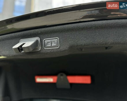 Черный Ауди А8, объемом двигателя 3 л и пробегом 180 тыс. км за 21500 $, фото 77 на Automoto.ua