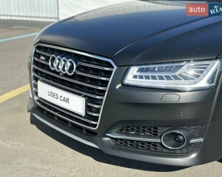 Чорний Ауді A8, об'ємом двигуна 4.13 л та пробігом 263 тис. км за 33500 $, фото 12 на Automoto.ua