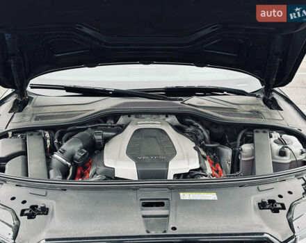 Чорний Ауді A8, об'ємом двигуна 3 л та пробігом 274 тис. км за 18700 $, фото 98 на Automoto.ua