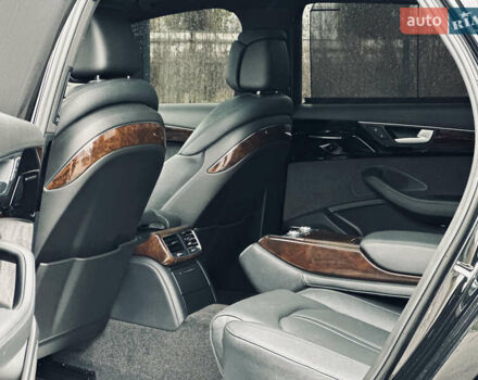 Чорний Ауді A8, об'ємом двигуна 3 л та пробігом 274 тис. км за 18700 $, фото 24 на Automoto.ua