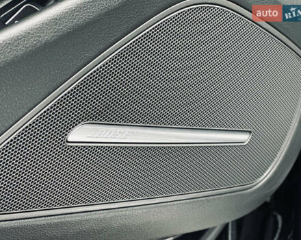 Чорний Ауді A8, об'ємом двигуна 3 л та пробігом 274 тис. км за 18700 $, фото 31 на Automoto.ua