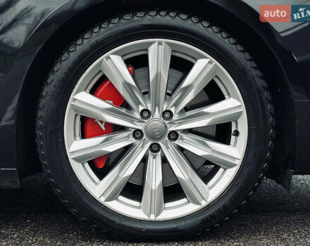 Чорний Ауді A8, об'ємом двигуна 3 л та пробігом 274 тис. км за 18700 $, фото 9 на Automoto.ua