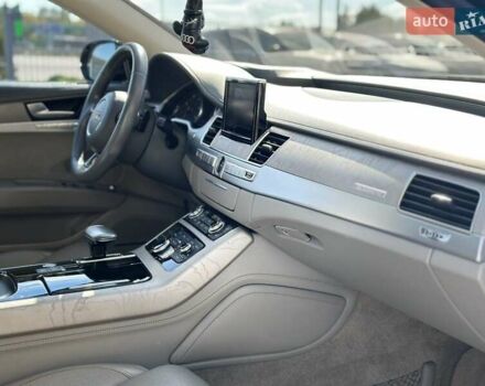 Чорний Ауді A8, об'ємом двигуна 4.13 л та пробігом 263 тис. км за 33500 $, фото 34 на Automoto.ua