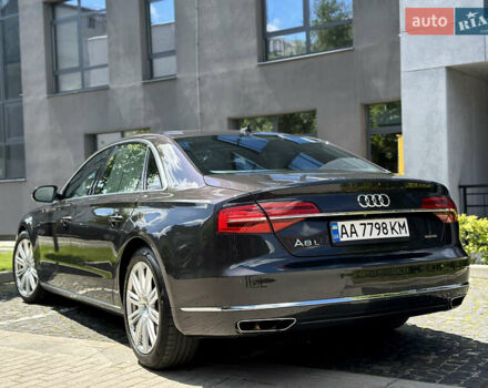 Черный Ауди А8, объемом двигателя 3 л и пробегом 180 тыс. км за 21500 $, фото 24 на Automoto.ua